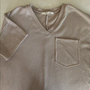 Altar’d State women’s oversized top, size S, rose/tan